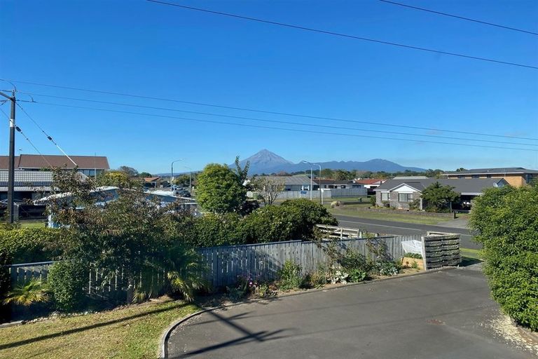 Photo of property in 134b Heta Road, Highlands Park, New Plymouth, 4312