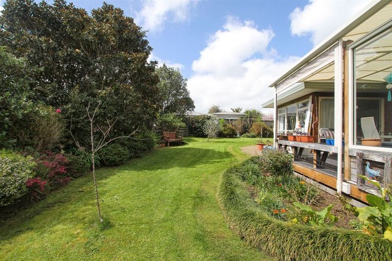 Photo of property in 1 Waimanawa Lane, Waiuku, 2123