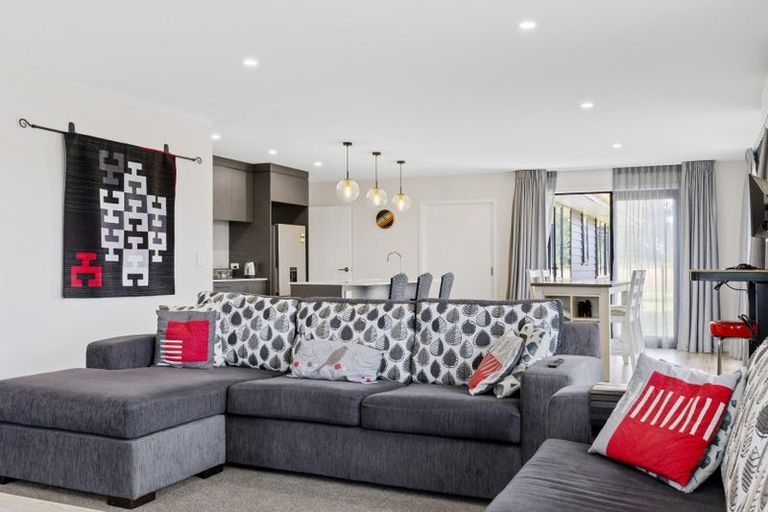 Photo of property in 130 Harakeke Drive, Wharewaka, Taupo, 3330