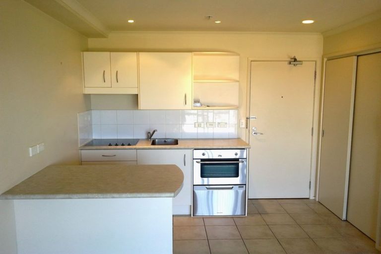 Photo of property in The Rennaissance, 11i/18 Ronwood Avenue, Manukau, Auckland, 2104