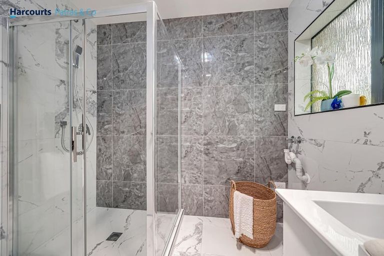 Photo of property in 2/81 Stredwick Drive, Torbay, Auckland, 0630