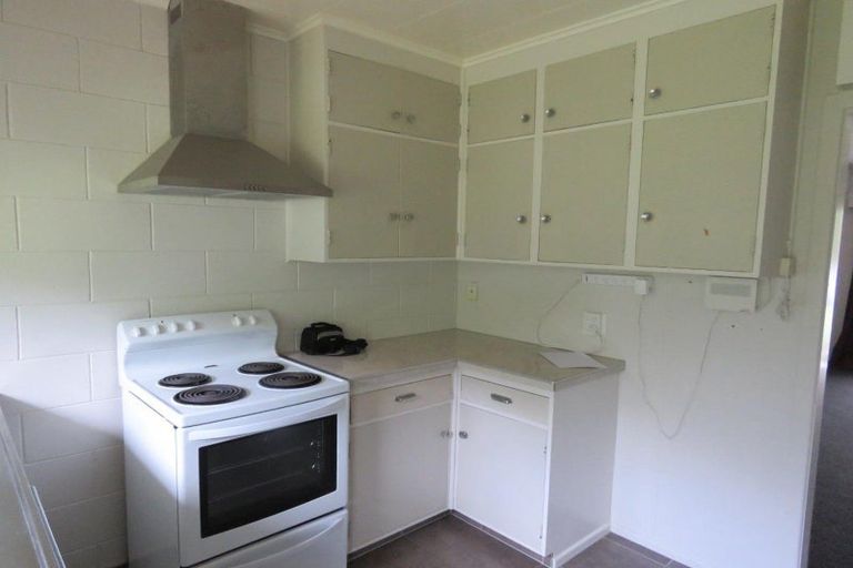 Photo of property in 3/7 Harris Street, New Plymouth, 4310