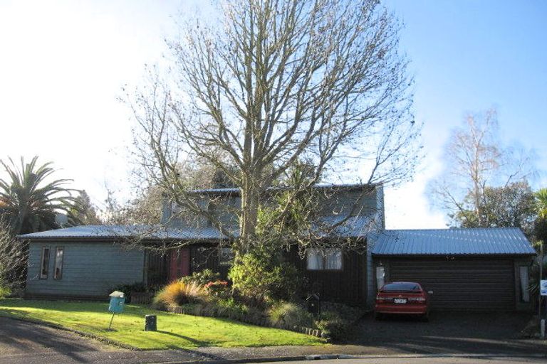 Photo of property in 5 Sharpley Place, Chartwell, Hamilton, 3210