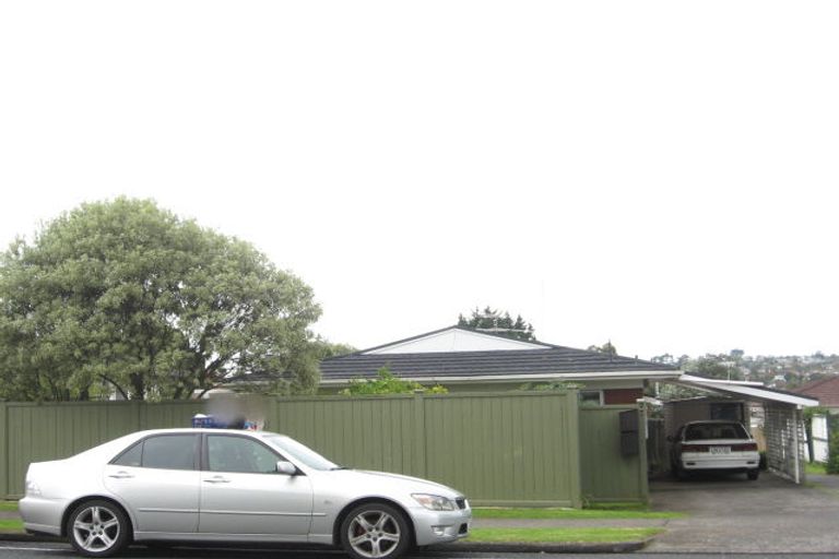 Photo of property in 2/162 Pigeon Mountain Road, Half Moon Bay, Auckland, 2012