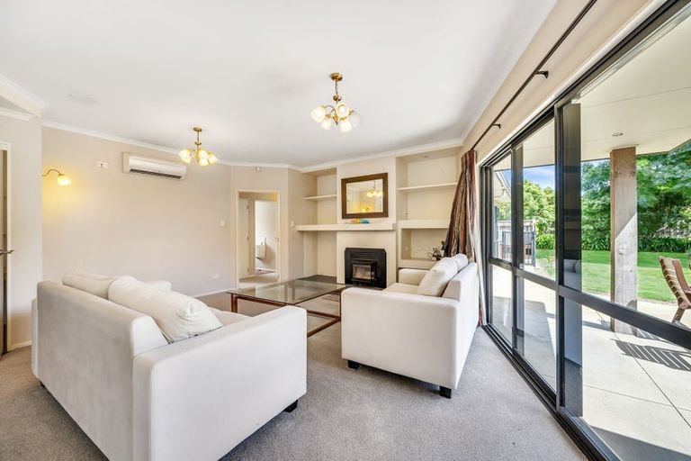 Photo of property in 90 Russell Robertson Drive, Havelock North, 4130