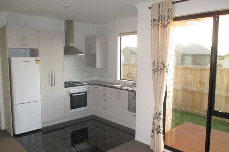 Photo of property in 32 Sirius Crescent, Rototuna North, Hamilton, 3210