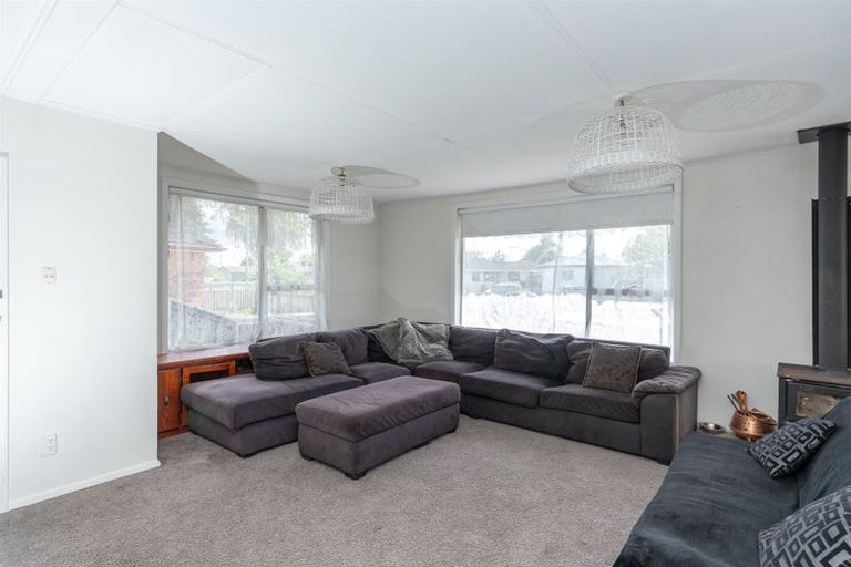 Photo of property in 25 Jamieson Crescent, St Andrews, Hamilton, 3200