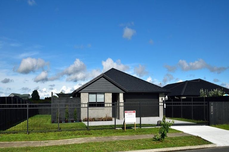 Photo of property in 4 Ballantyne Avenue, Te Kauwhata, 3710