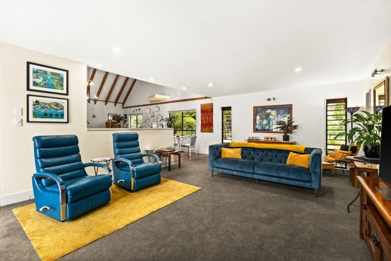 Photo of property in 82 Tauroa Road, Havelock North, 4130