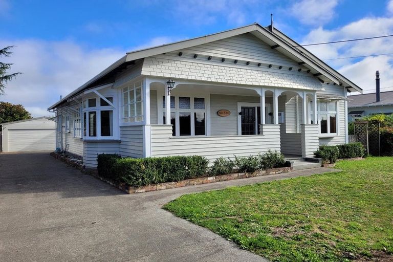 Photo of property in 12 Garrison Street, Carterton, 5713