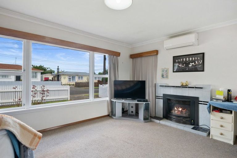 Photo of property in 29 Bledisloe Street, Levin, 5510
