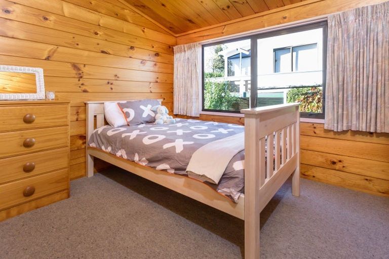 Photo of property in 11 Kauri Place, Tairua, 3508