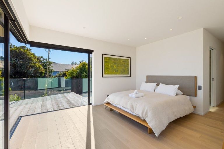 Photo of property in 82 Princes Drive, Britannia Heights, Nelson, 7010