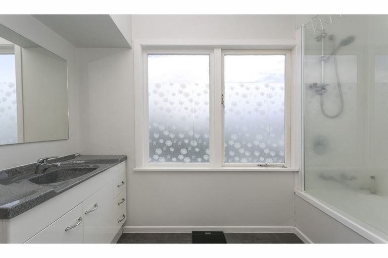 Photo of property in 57a Hinekura Avenue, Taupo, 3330