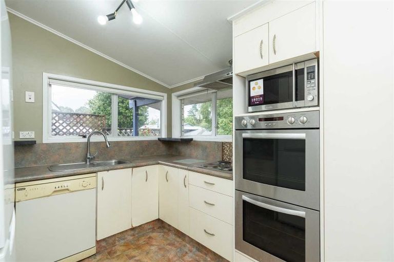 Photo of property in 21 Exeter Street, Glenview, Hamilton, 3206