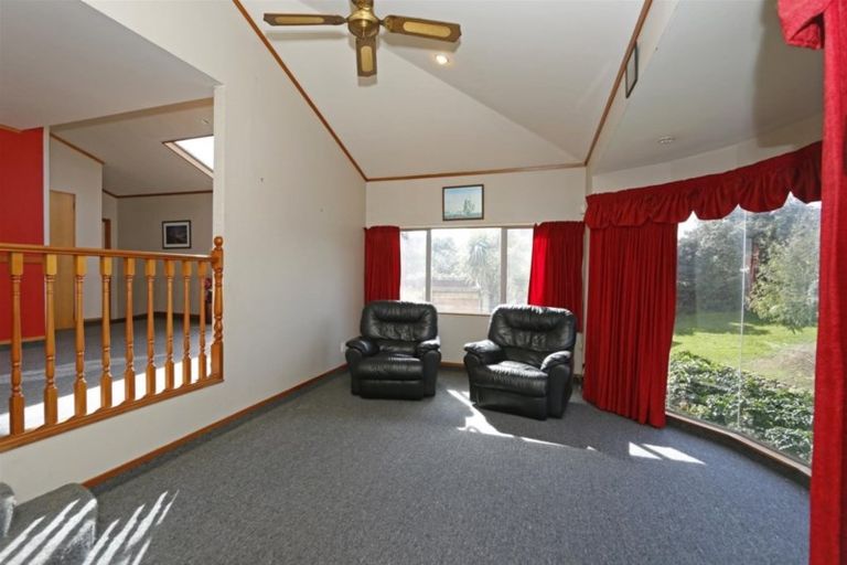 Photo of property in 11 Dieffenbach Street, Opunake, 4616