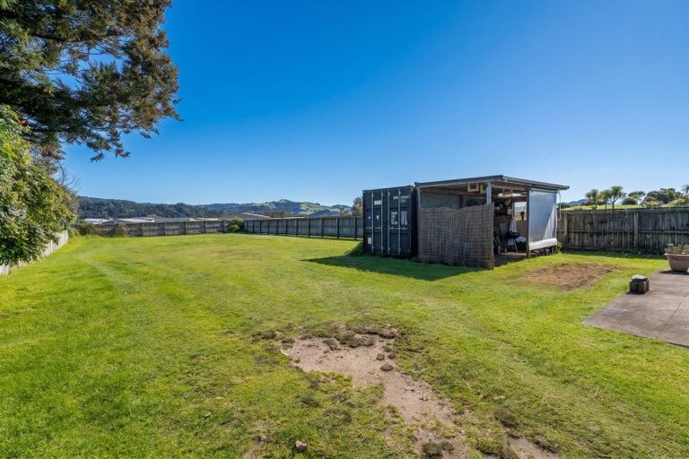 Photo of property in 15 Moewai Park Road, Whitianga, 3510