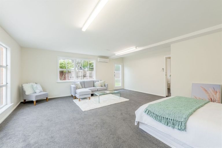 Photo of property in 362 Yaldhurst Road, Russley, Christchurch, 8042