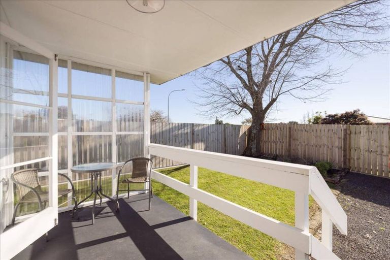 Photo of property in 9 Gordon Street, Te Puke, 3119