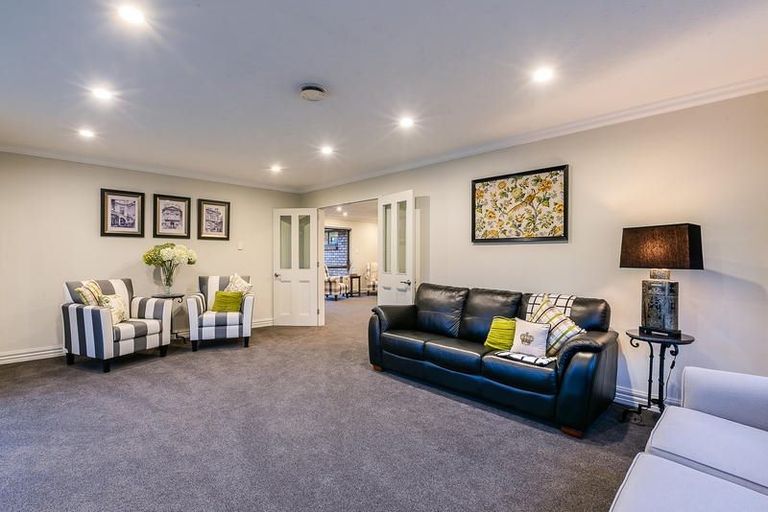 Photo of property in 33 Woodland Avenue, Mosgiel, 9024