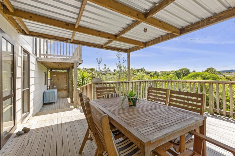 Photo of property in 8 Main Road, Raglan, 3225