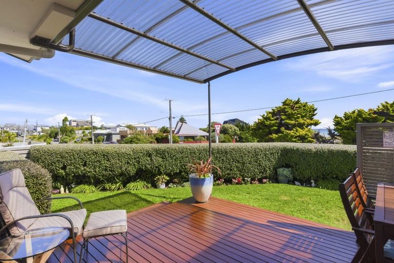 Photo of property in 91 Seaview Road, Paraparaumu Beach, Paraparaumu, 5032