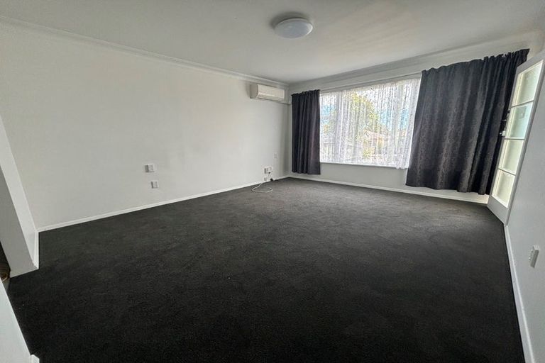 Photo of property in 130 Cambridge Street, Levin, 5510