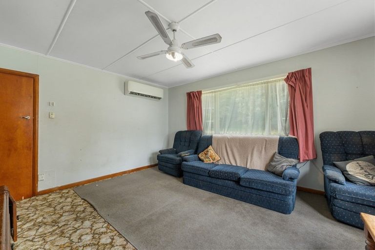 Photo of property in 12 Marsack Road, Taumarunui, 3992