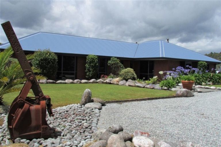 Photo of property in 255 Coulson Road, Paroa, Greymouth, 7805