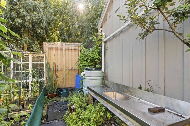 Photo of property in 645a Te Awaiti Road, Te Awaiti, Martinborough, 5782