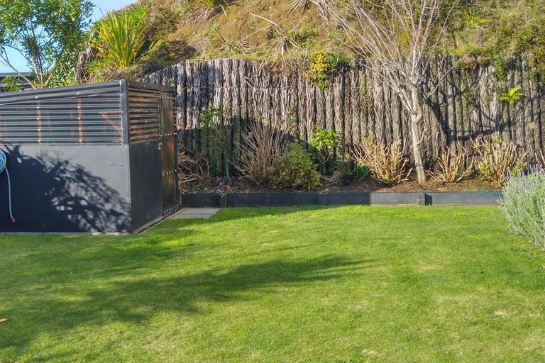 Photo of property in 82 Karamea Street, Whalers Gate, New Plymouth, 4310