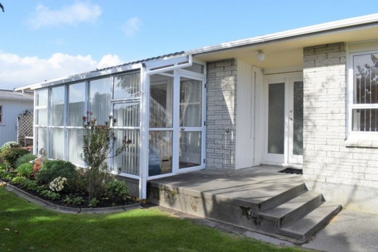 Photo of property in 27 Bell Street, Otaki, 5512