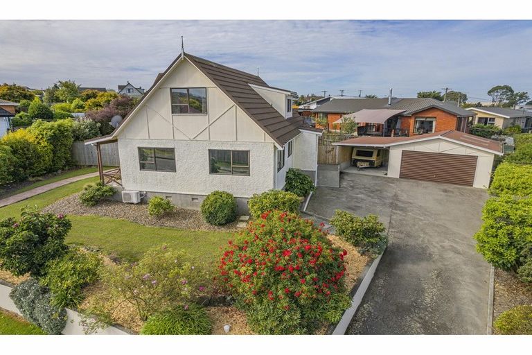 Photo of property in 11 Temple Crescent, Gleniti, Timaru, 7910