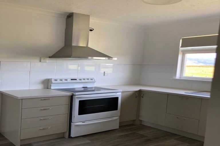 Photo of property in 235 Tararua Road, Levin, 5571