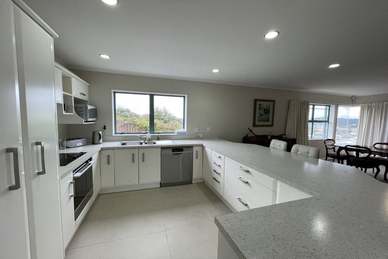 Photo of property in Mt Carmel Mews, 1/9 Arawa Road, Hataitai, Wellington, 6021