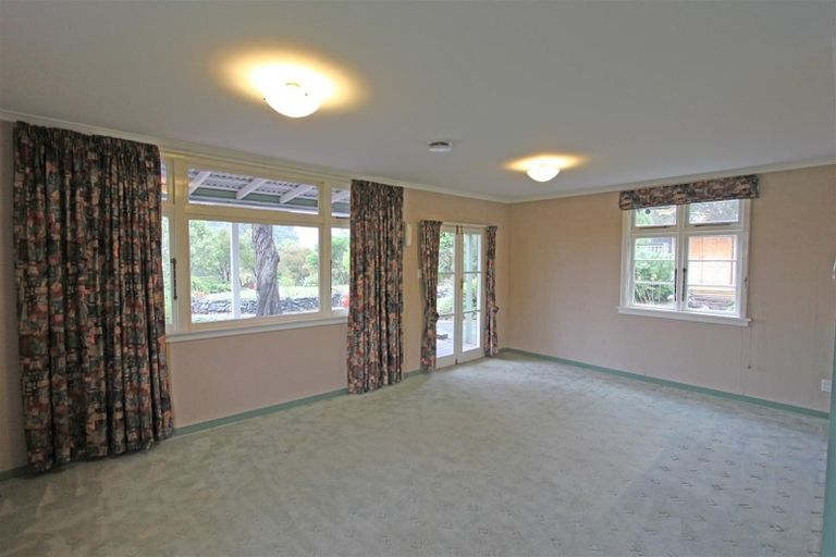 Photo of property in 266 Gladstone Road North, Mosgiel, 9092