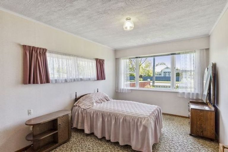 Photo of property in 18 Princes Street, Levin, 5510