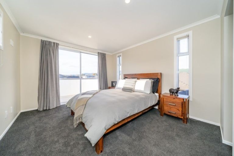 Photo of property in 16 Poulson Grove, Trentham, Upper Hutt, 5018