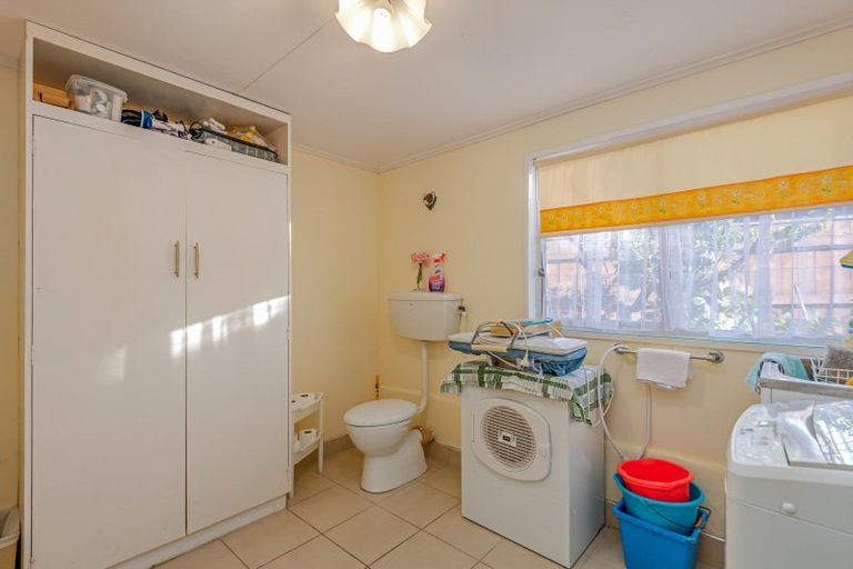 Photo of property in 19 Lockhart Avenue, Milson, Palmerston North, 4414