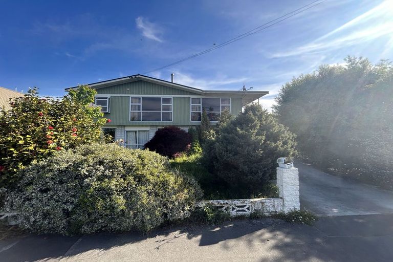 Photo of property in 425 Avonhead Road, Avonhead, Christchurch, 8042