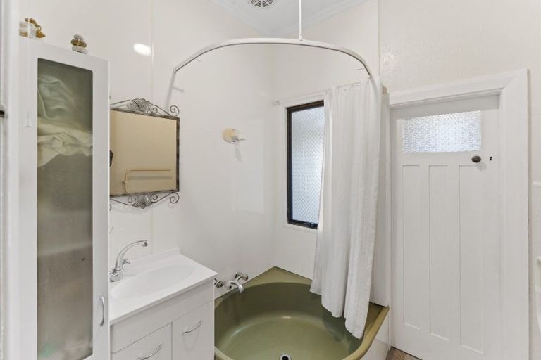 Photo of property in 28 Riverside, Nelson, 7010