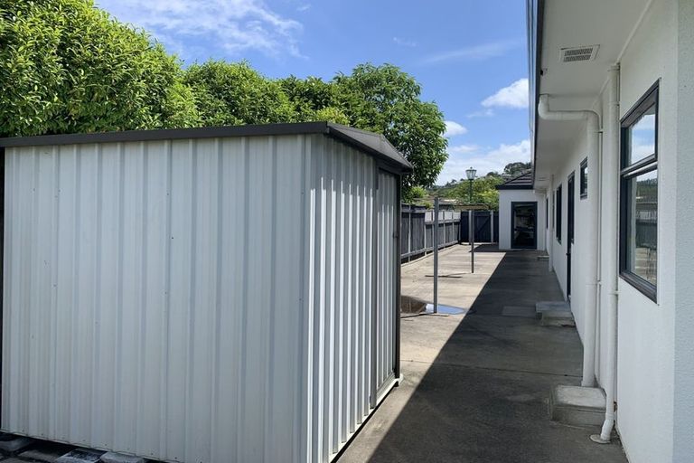 Photo of property in 4 Regent Way, Taradale, Napier, 4112