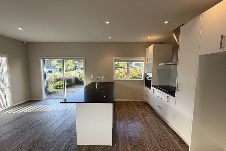 Photo of property in 29 Applemoors Way, Riverhead, 0820