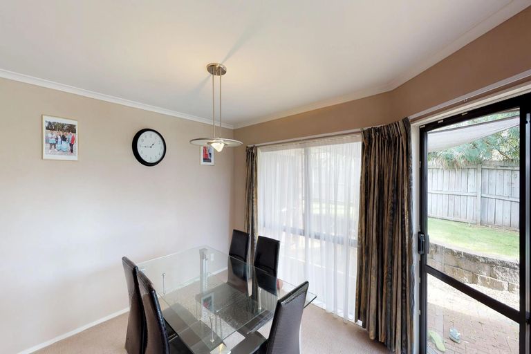 Photo of property in 7 Crannich Place, Wattle Downs, Auckland, 2103