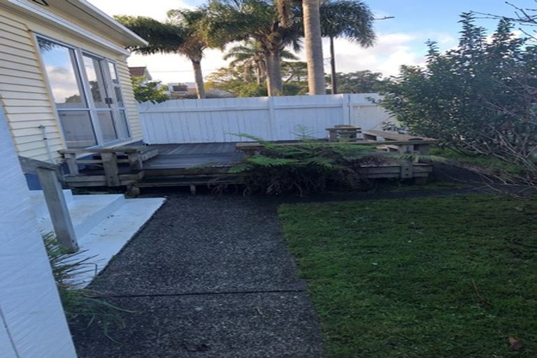 Photo of property in 2 Alison Avenue, Takapuna, Auckland, 0622