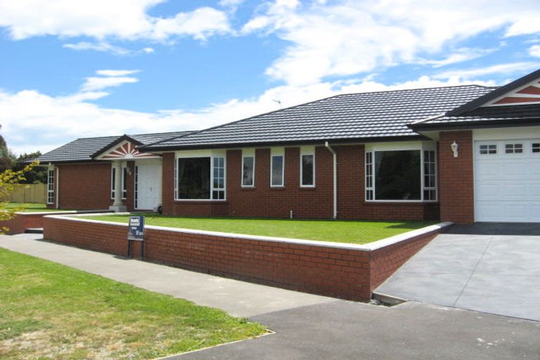 Photo of property in 24 Springwater Avenue, Northwood, Christchurch, 8051