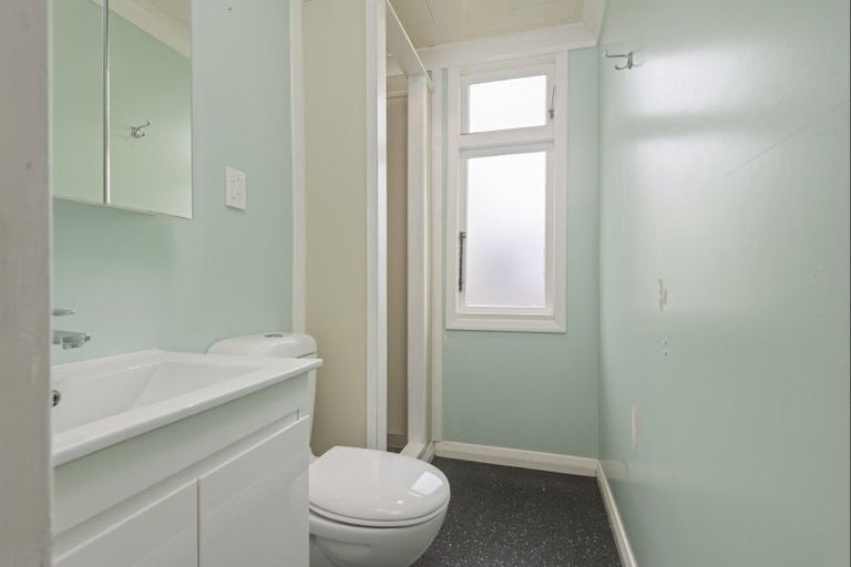 Photo of property in 22 Bowen Street, Woodville, 4920