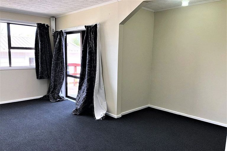 Photo of property in 43 Cargill Street, Papakura, 2110