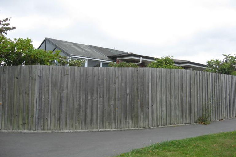 Photo of property in 1/3 Karamu Street, Upper Riccarton, Christchurch, 8041