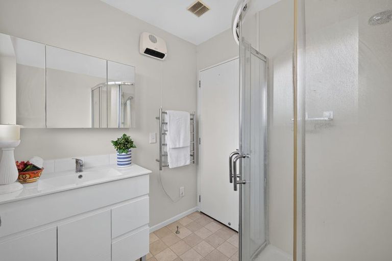Photo of property in 4/67 Marshland Road, Shirley, Christchurch, 8013